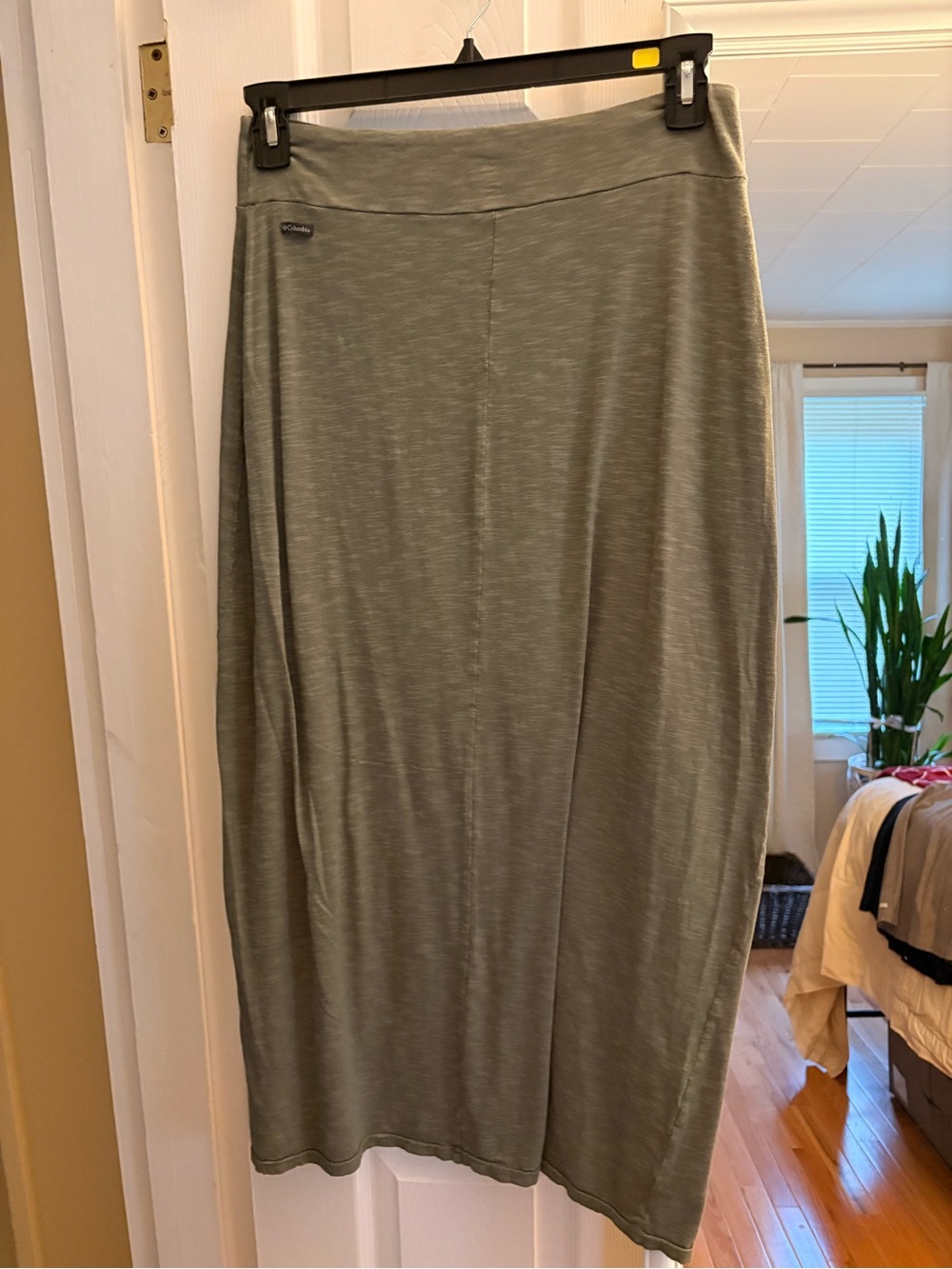 Columbia Olive Green Maxi Jersey Skirt